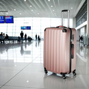 Set di 4 custodie rigide e beauty case.