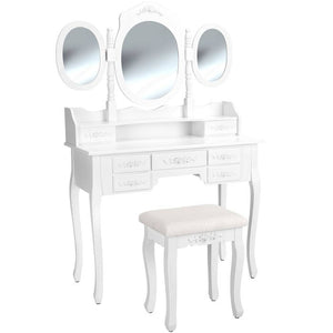Dressing table and stool in antique look