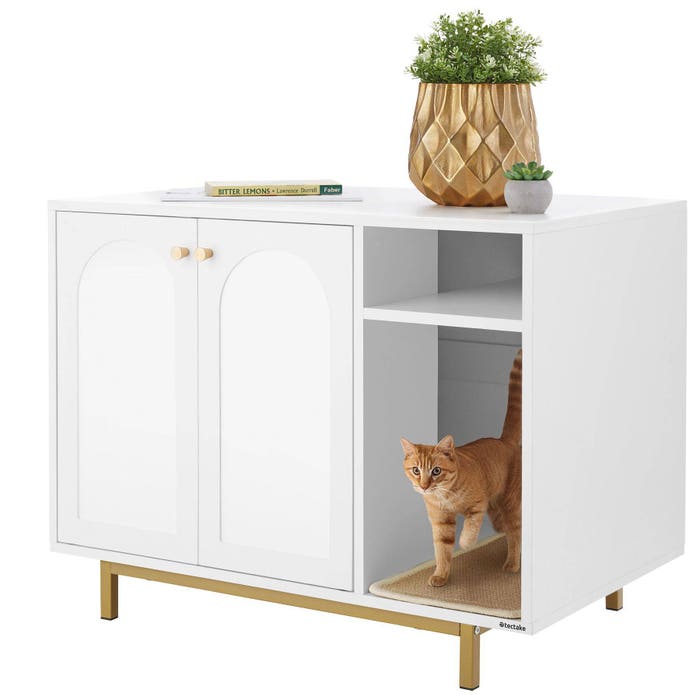 Kalea cat wardrobe 