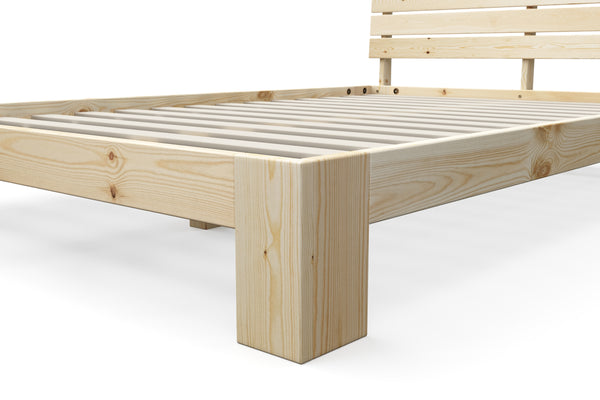 Bett Massivholz JAYDEN 140 x 200 cm nature