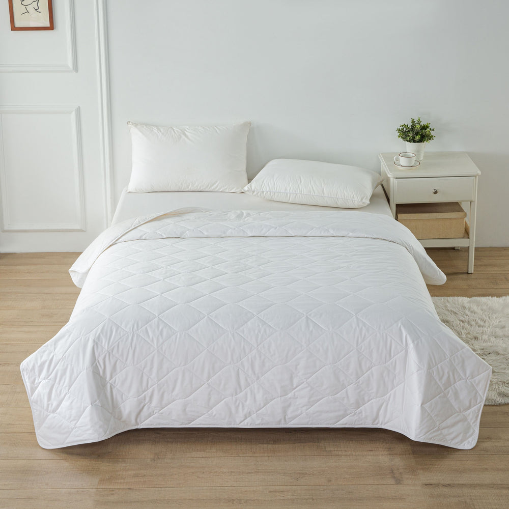 Piumino comfort con imbottitura in seta, 200 x 200 cm