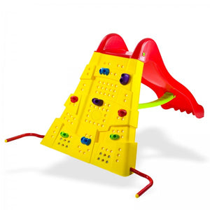 Rutsche mit Kletterwand