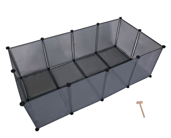 Freilaufgehege mit Bodenplatten grau