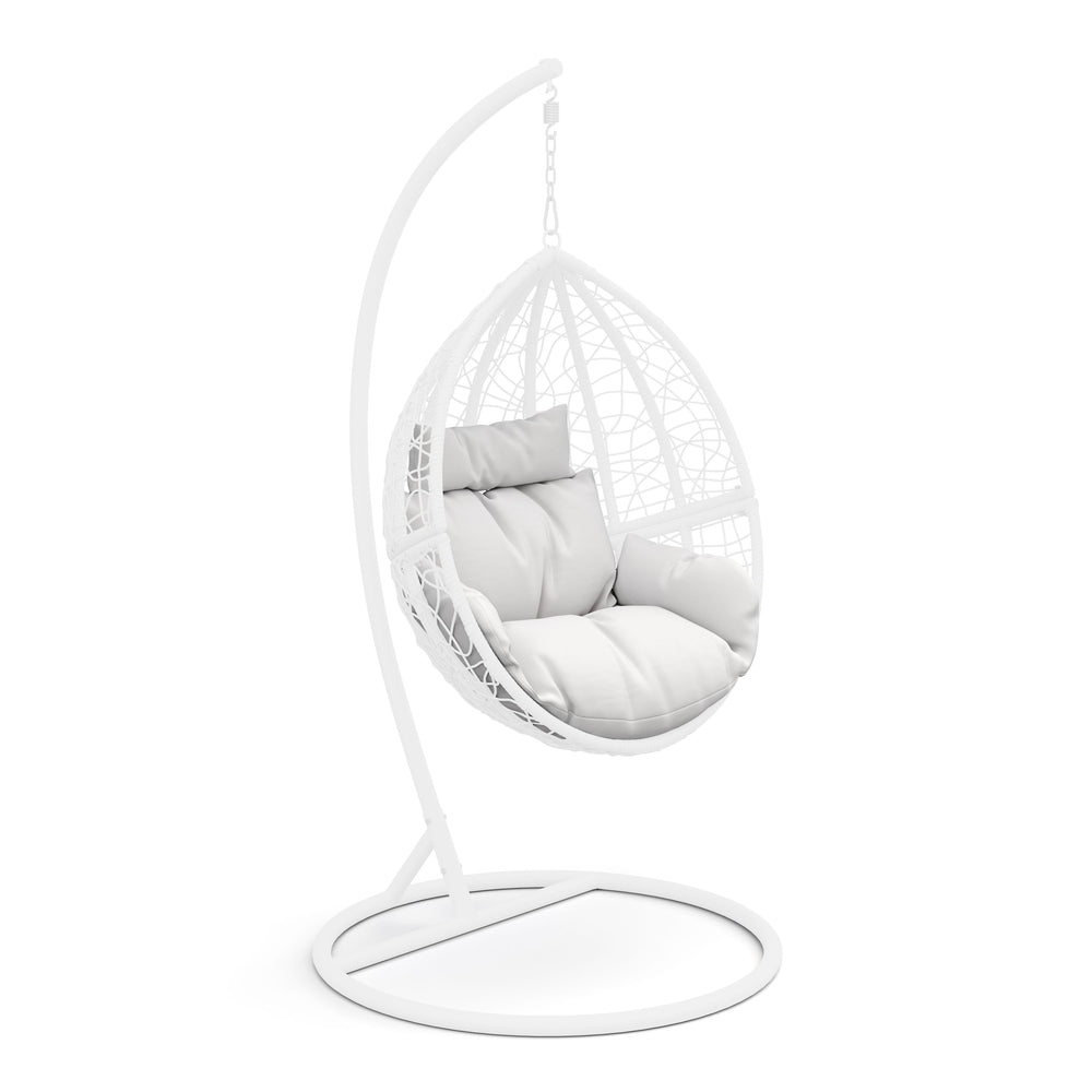 Coussins blancs pour chaises suspendues