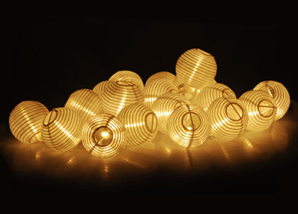 LED-Lichterkette mit 20 Lampions