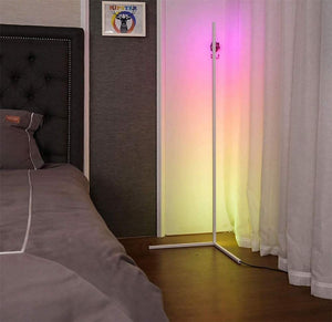 LED RGB Stehlampe LIORA weiss