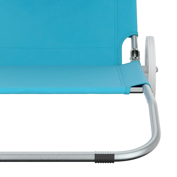 Liegestuhl SALINE mit Rollen hellblau