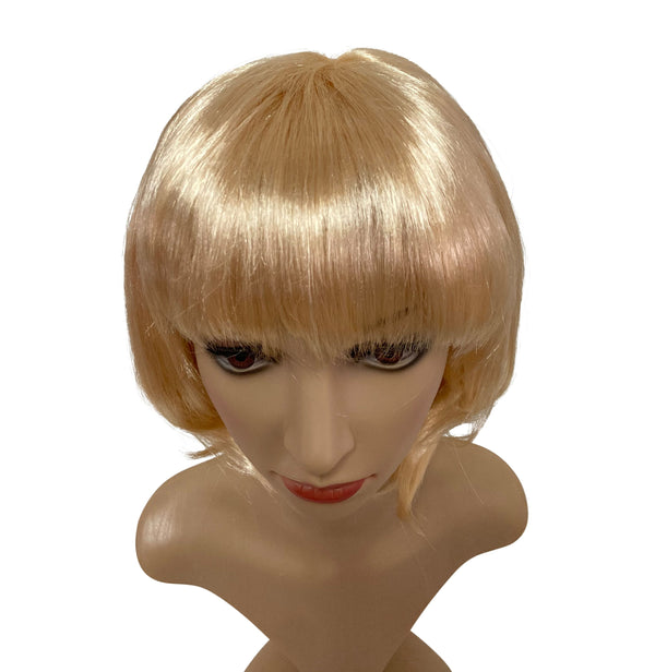 Blonde wig with pageboy cut