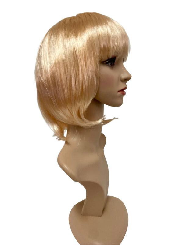 Blonde wig with pageboy cut