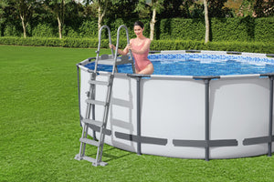 Pool Leiter für Poolhöhen bis 132 cm