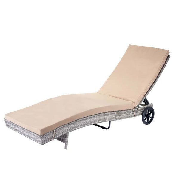 Rattan Liegestuhl Sonnenliege Grau, Kissen Beige