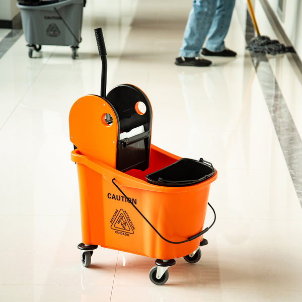 Cleaning trolley with bucket and wringing device, 36 liters