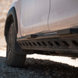 Rockslider LAPIS Aluminium für Toyota Hilux ab Bj. 2016