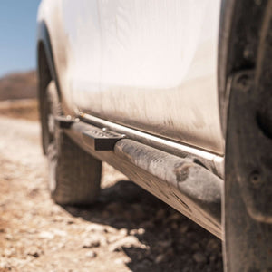 Rockslider LAPIS Aluminium für Toyota Hilux ab Bj. 2016