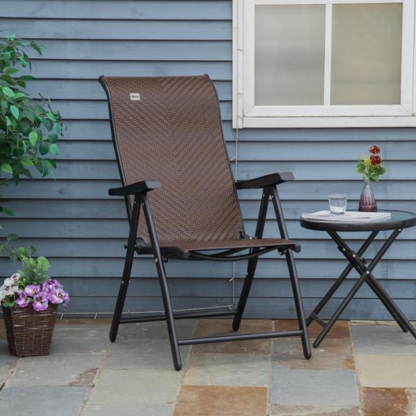 Liegestuhl aus Rattan zusammenklappbar