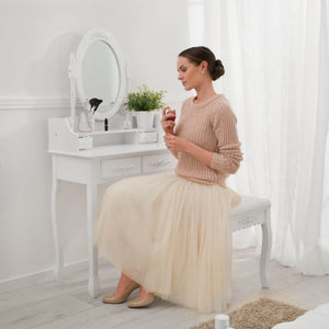 Dressing table with mirror and stool in antique look