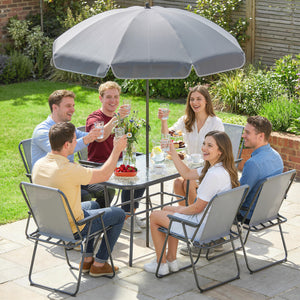 Gartenmöbel Set mit Glastisch 6 Klappstühlen und Sonnenschirm grau