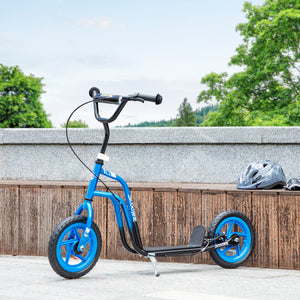 Kinderroller höhenverstellbar mit grossen Rädern und Handbremse blau
