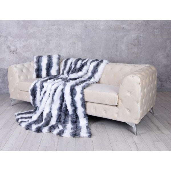 WEBPELZDECKE "WINTERFELL" SHAGGY SOFADECKE
