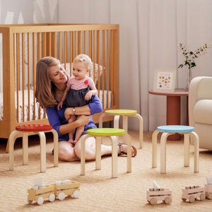 Stapelhocker 4 bunt mit Filzgleitern für Kinder Holz