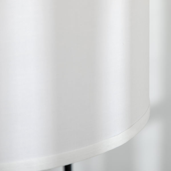 Stehlampe modern mit Stoffschirm und Fussschalter weiss