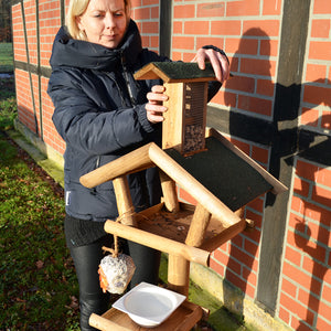 Vogelhäuschen mit Ständer wetterfest dekorativ & ideal zur Vogelfütterung