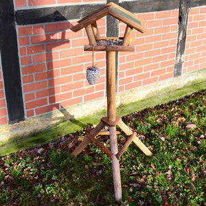 Vogelhäuschen mit Ständer wetterfest dekorativ & ideal zur Vogelfütterung