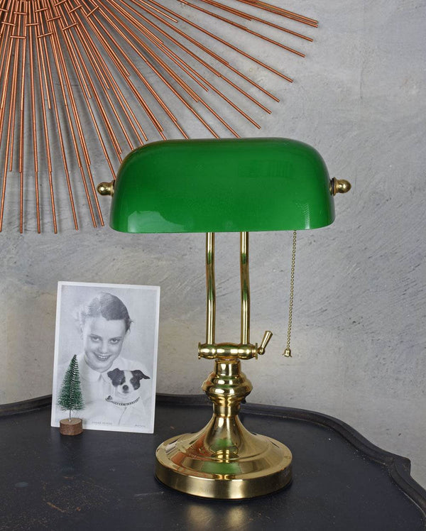 Nostalgische Schreibtischlampe im Art Nouveau